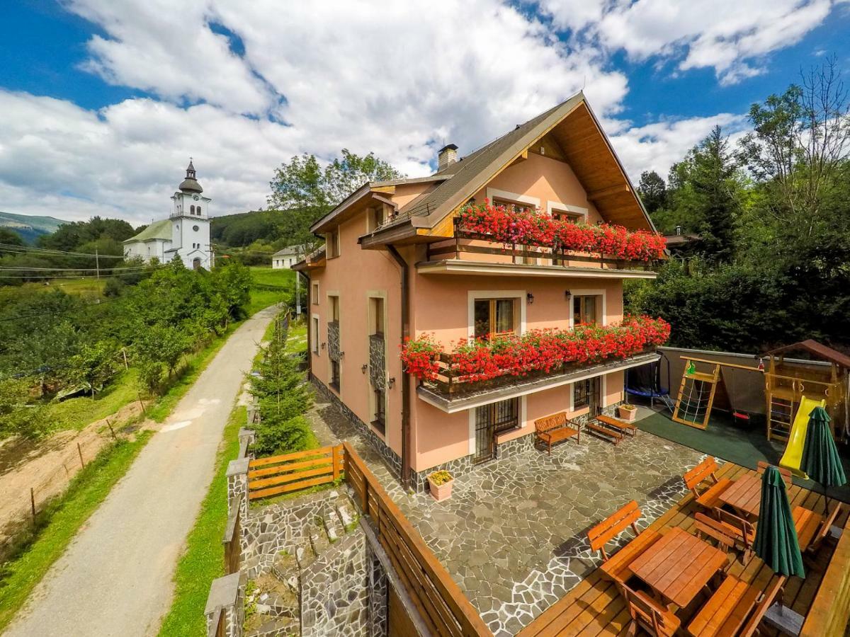 Holiday Home Skalka Mýto pod Ďumbierom Zewnętrze zdjęcie